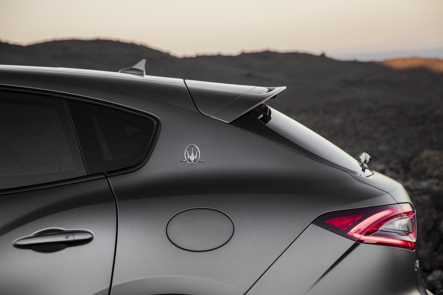 Детали экстерьера Maserati Levante GranSport Vulcano 2019 года  (фото 19 из 23)
